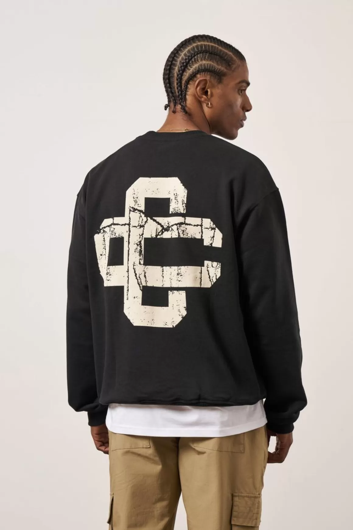 The Couture Club Sweatshirts>Cracked Emblem Sweatshirt Black