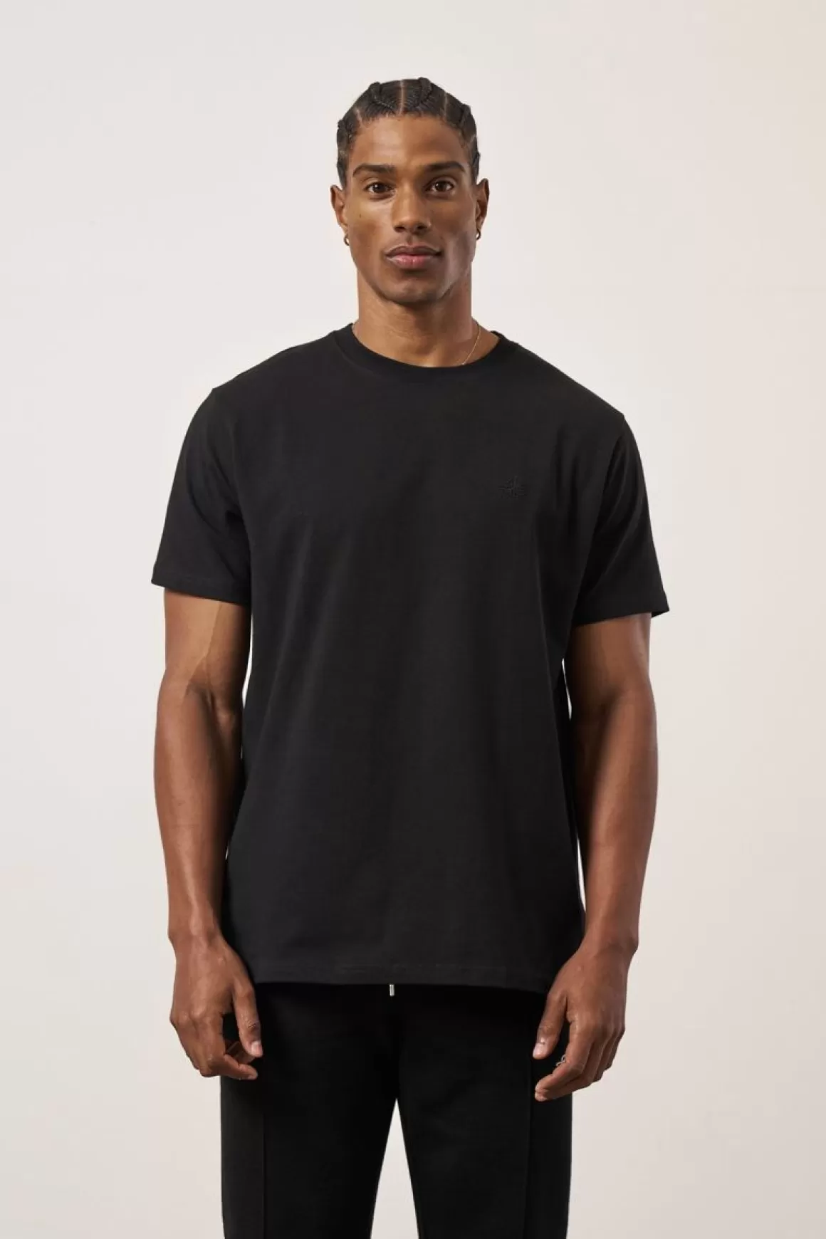 The Couture Club T-Shirts>Emblem Embroidered Slim Fit T-Shirt Black