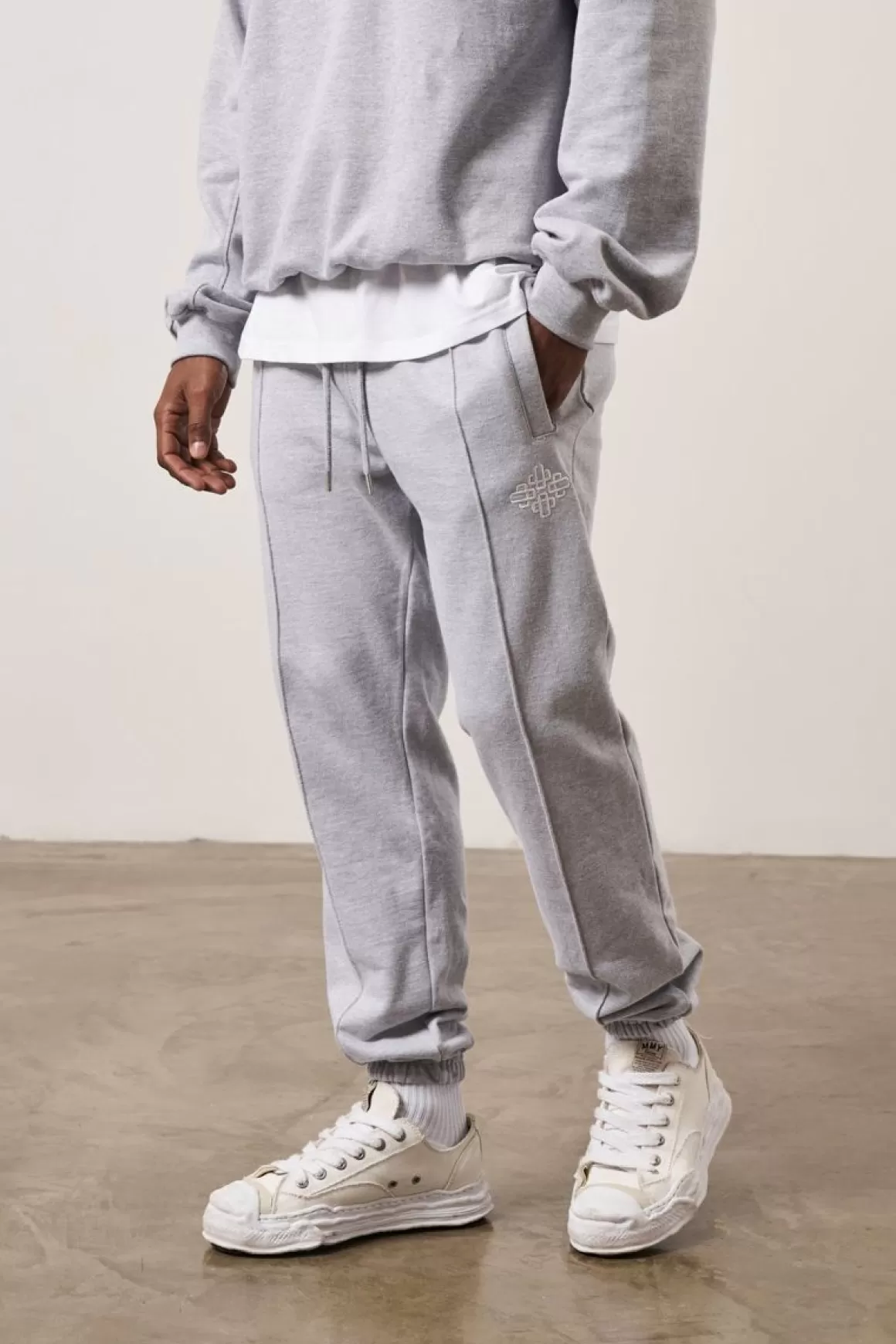 The Couture Club Bottoms>Embroidery Emblem Jogger Greymarl