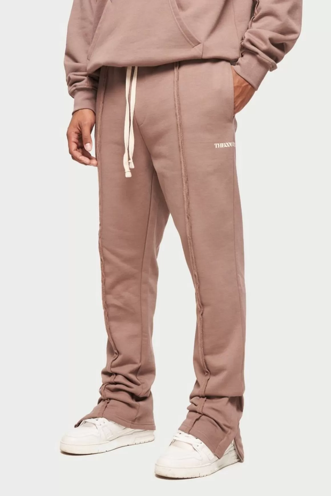 The Couture Club Twinsets>Raw Seam Straight Leg Joggers Mocha